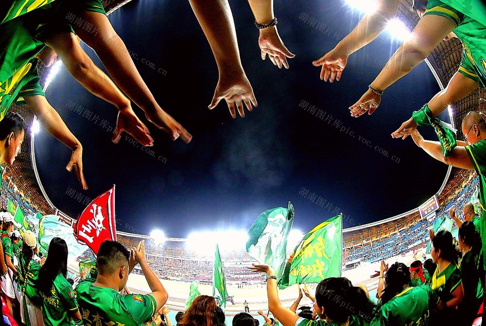 湘超  郴州队  VS  张家界队 
  3比1  获胜  啦啦队  气势 