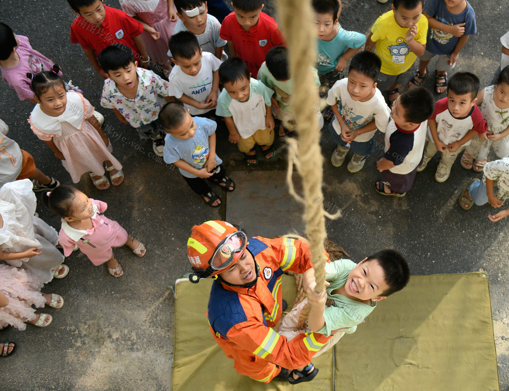 湖南道县：防灾减灾 安全“童”行