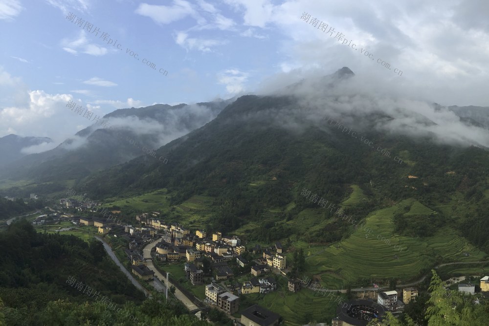 雨后 福建 土楼沟景区 龙岩市 永定区 湖坑镇 南溪河谷盆地
