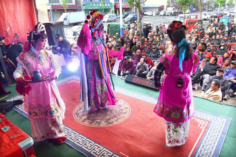 社区  文化生活  非遗戏曲  民间剧团