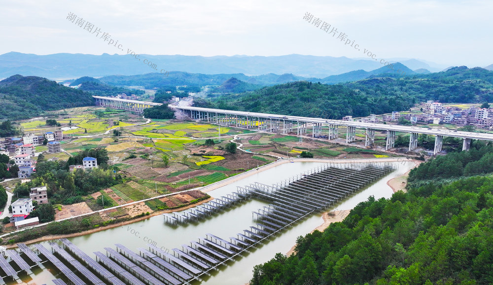 光伏  渔光  互补  生态  新能源