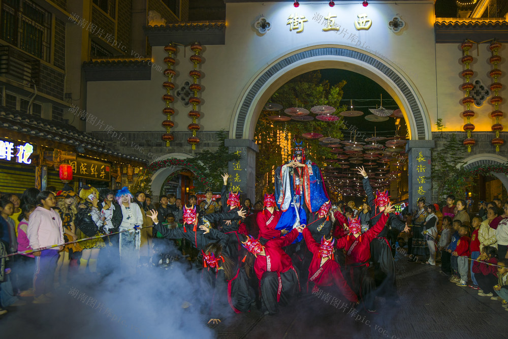 西直街傩舞表演