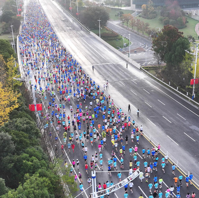 益阳囗马拉松口比赛囗举行