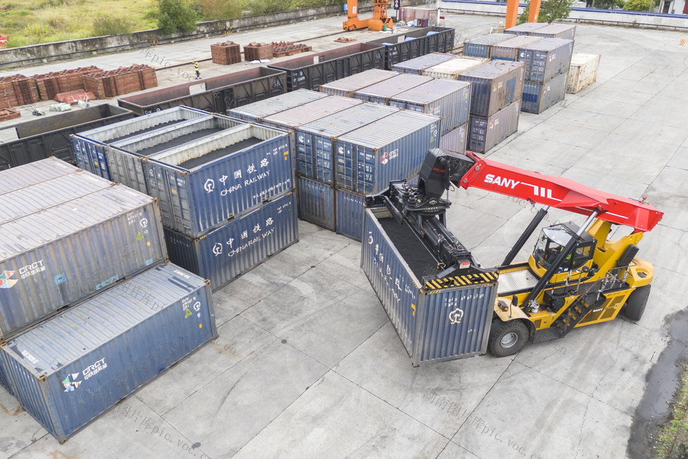 娄底 寒潮  电煤  运输 转运  铁路运输 电厂 发电