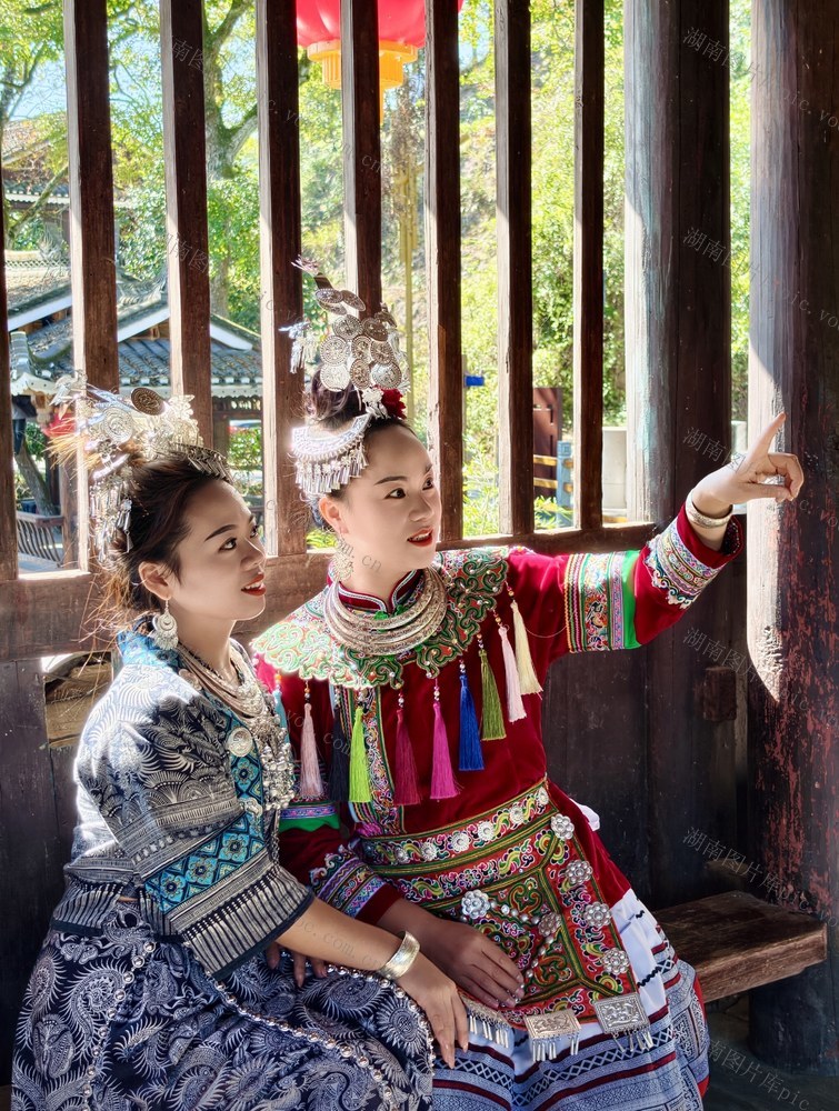 “旅拍热”侗寨旅游“新活力”
