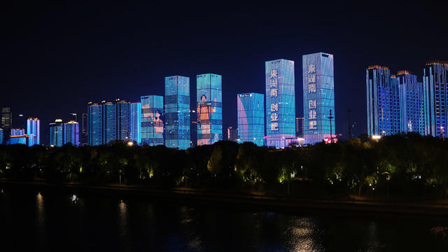 背起双肩包 创业来长沙