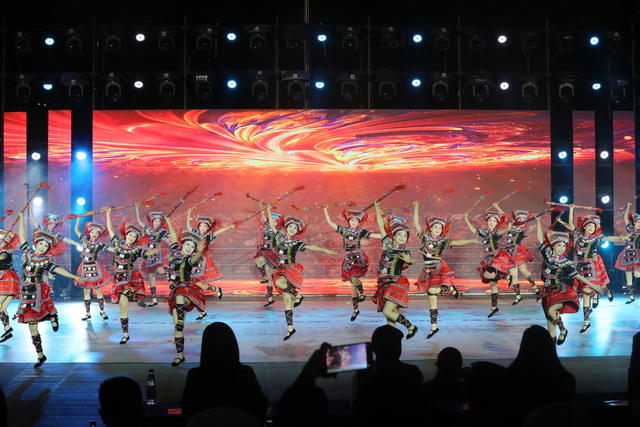 湖南 郴州市  广场舞  展演 
城东新区  郴县广场    欢乐潇湘  快乐大舞台  广场舞爱好者  精彩瞬间  
