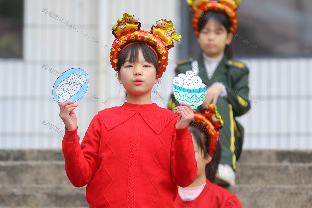 冬至 节气 二十四节气 冬季 大思政 传统文化 教育 升旗仪式 主题式升旗 少先队