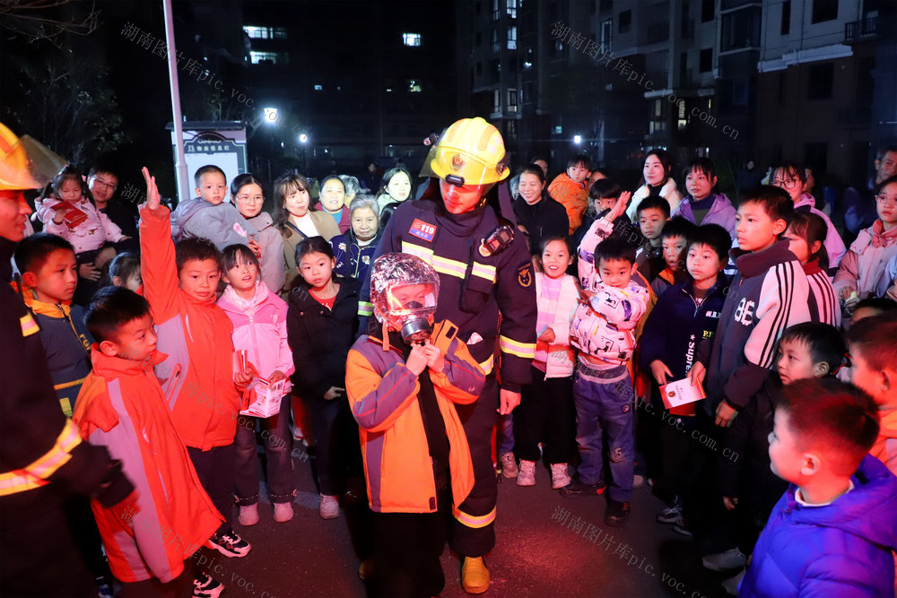 消防 安全意识 培训 高层建筑小区 实操 群众 自防自救 应急 演练 