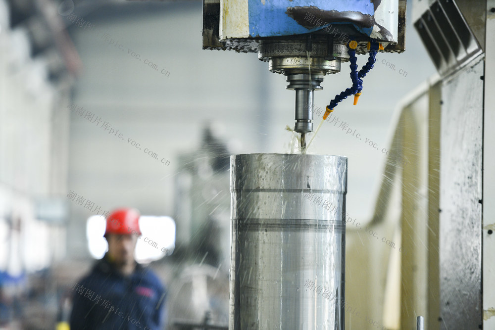 赶订单 年末 全年