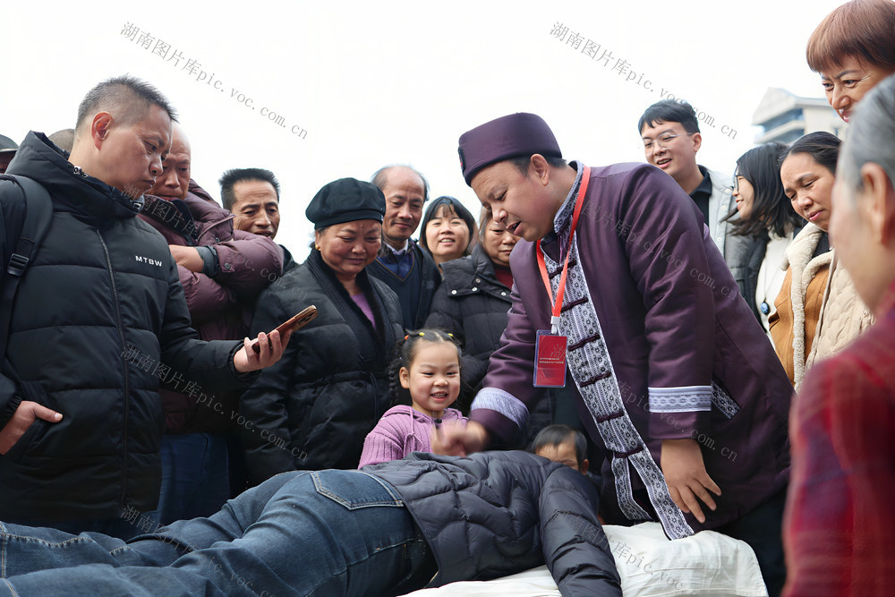 义诊、中医药、中医、侗医药、脉诊