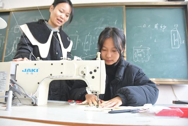 “订单式”培养技能人才