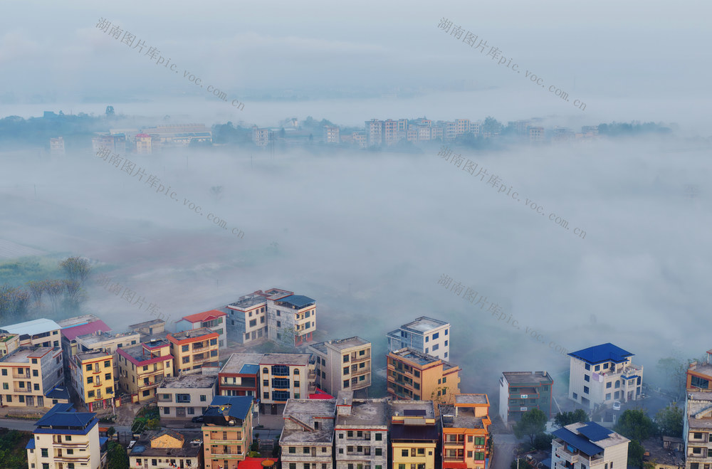 嘉禾：云雾绕乡村 