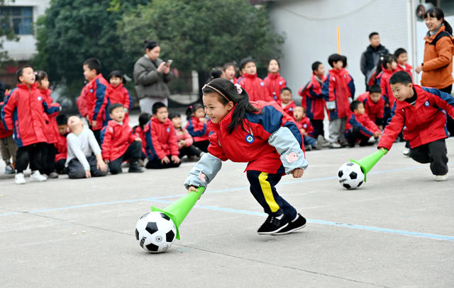 运动 活动 学校 学生 迎新年 趣味 运动会 教育 体能 喜气 元旦