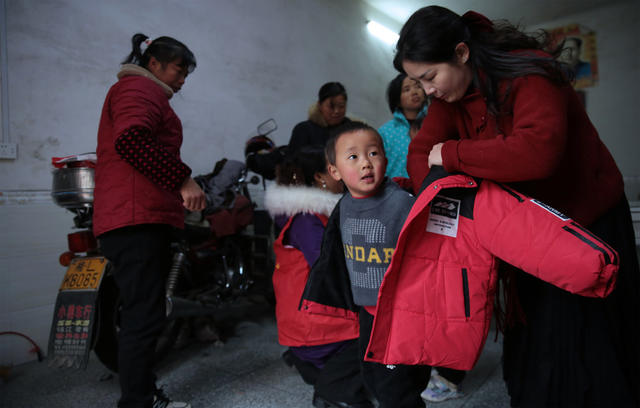 湖南桂东 暖冬 爱 童心