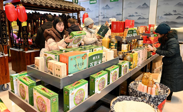  市场 供应 商场 商品 天气 寒潮 生活用品 保供应 市民 民生 商业