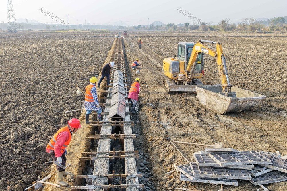 湖南道县：高标准农田建设忙