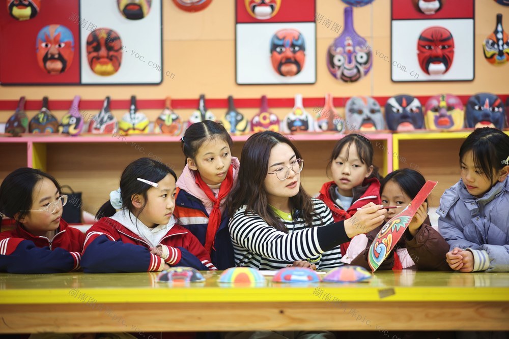 戏曲、美术课、教育、课后服务、学校