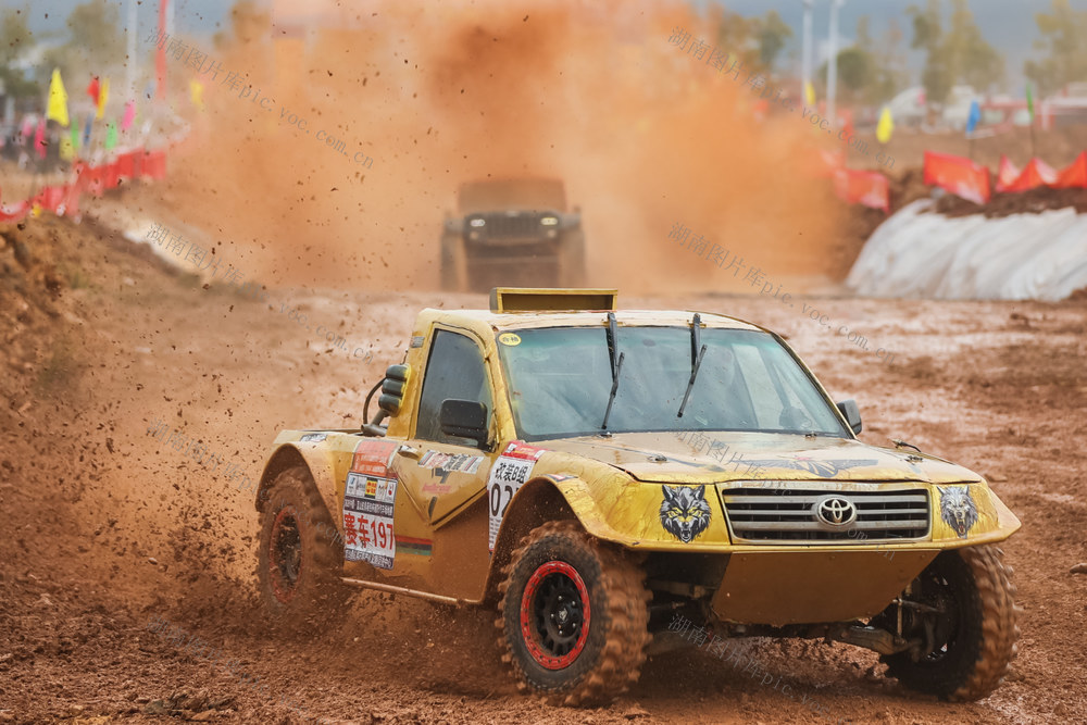 越野 比赛 运动 汽车 车手