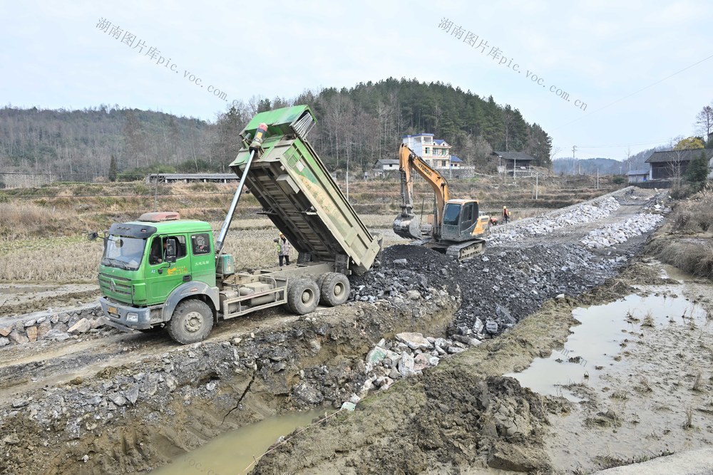 交通 公路建设 重点工程  乡村振兴 