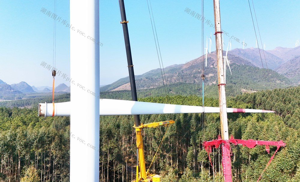  高山风能驱动绿色发展