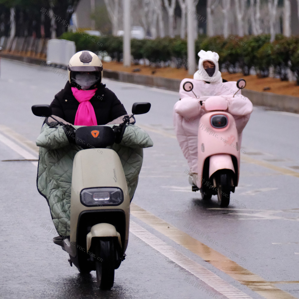 “全副武装”， 抵御严寒