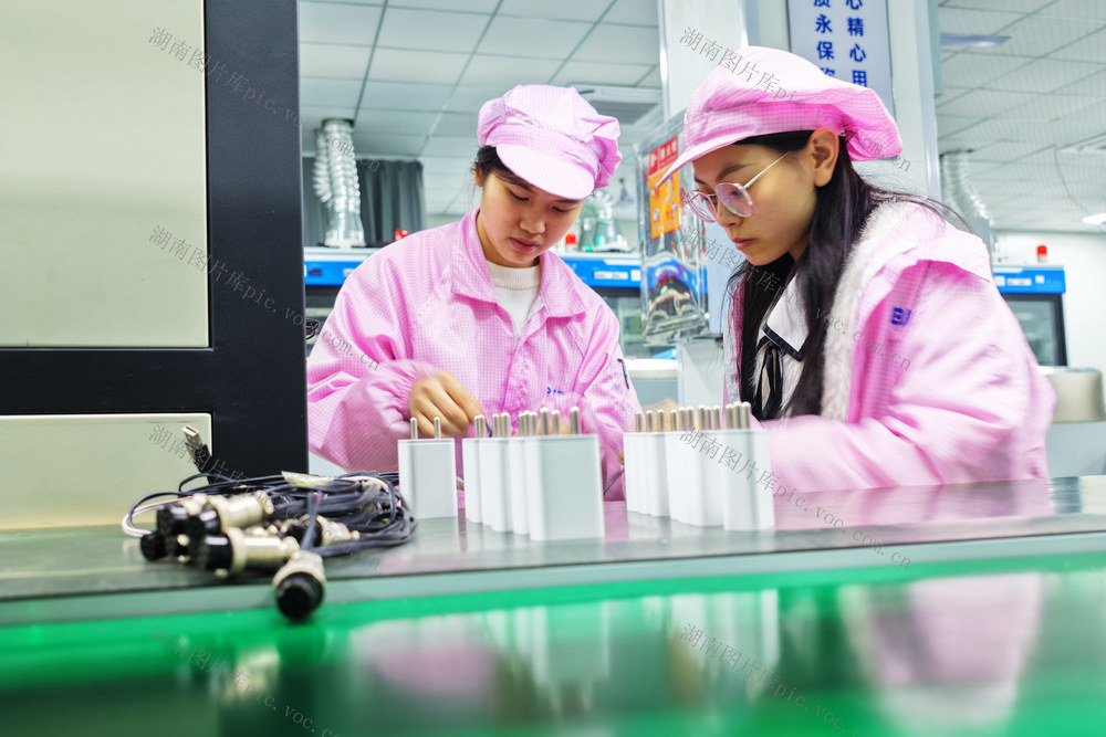 嘉禾：赶订单  生产忙