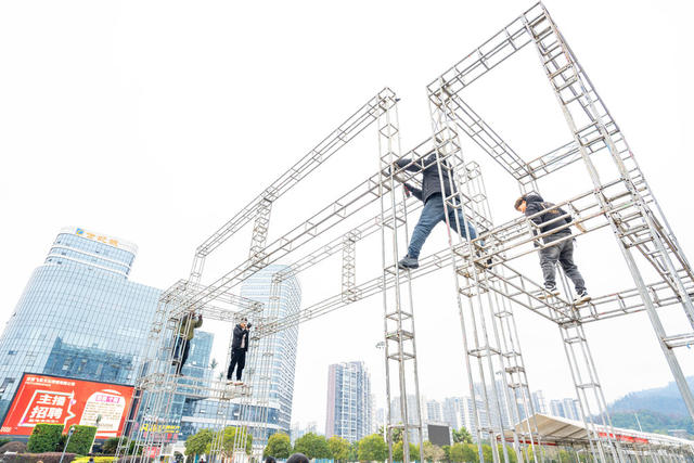 紧锣密鼓备大年