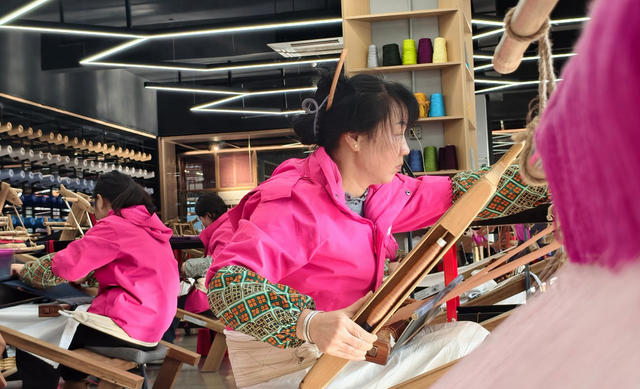 春节 定单 织锦 张家界