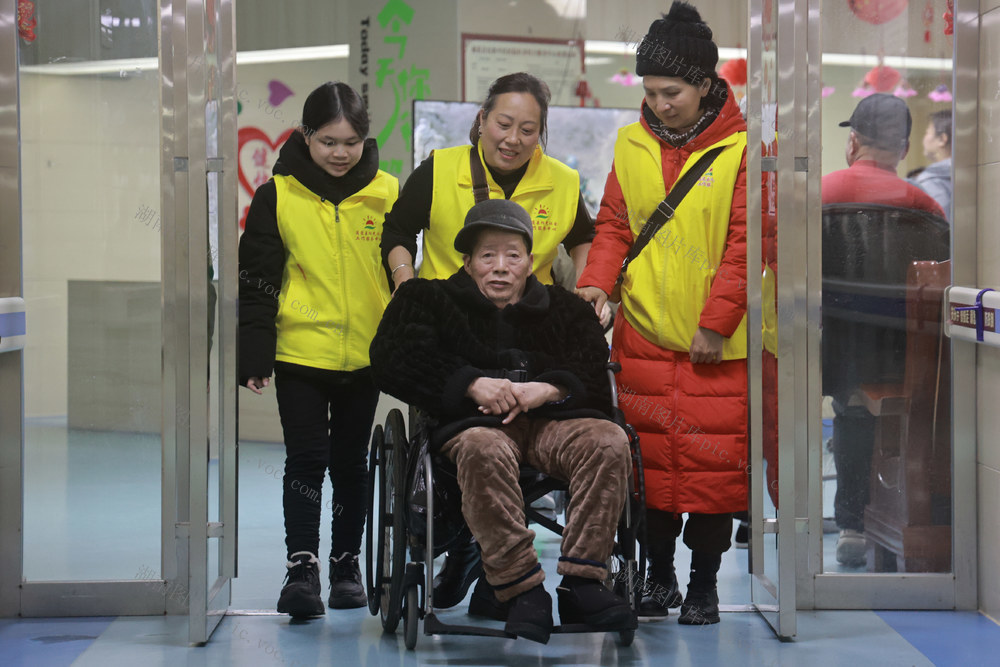 养老、志愿服务、医养结合、民生关怀、基层治理