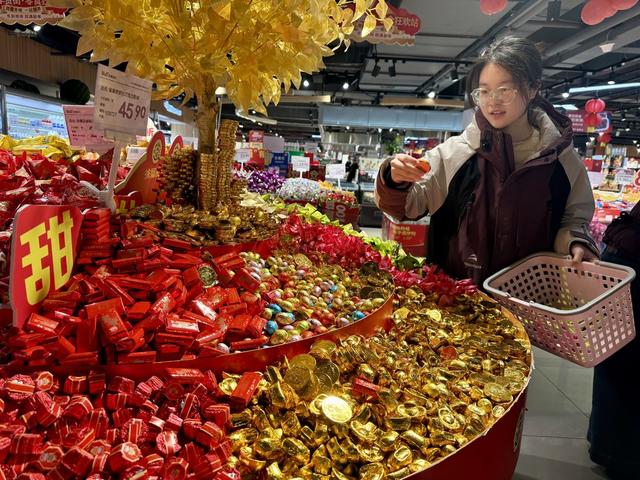 商超年味拉满
