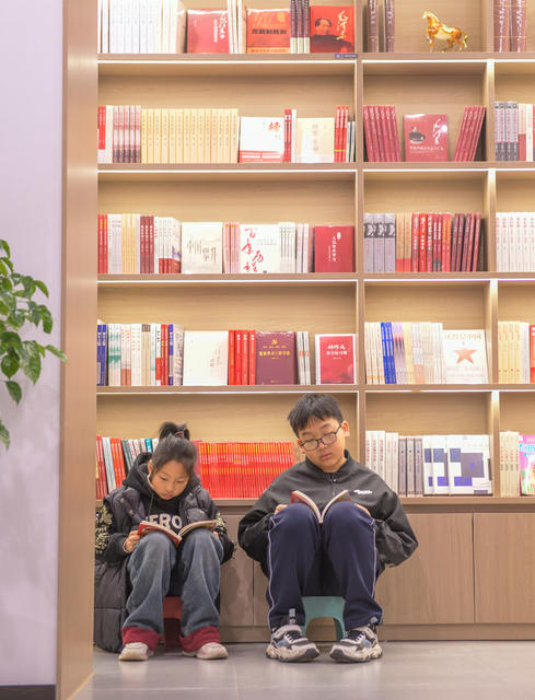 湖南道县：品书香 度寒假