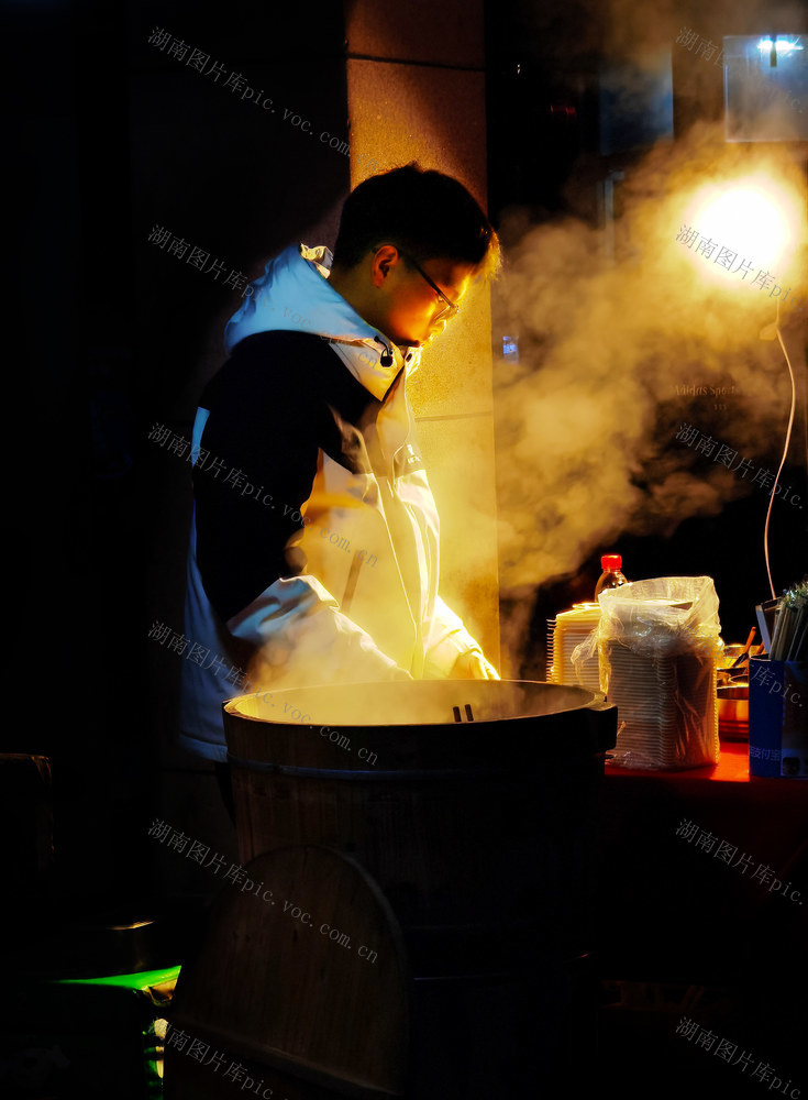 夜摊 人像