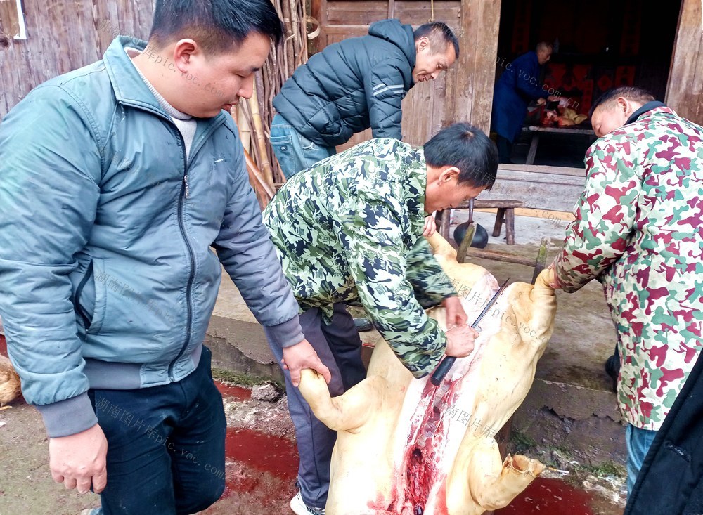 年味  深冲 渐浓