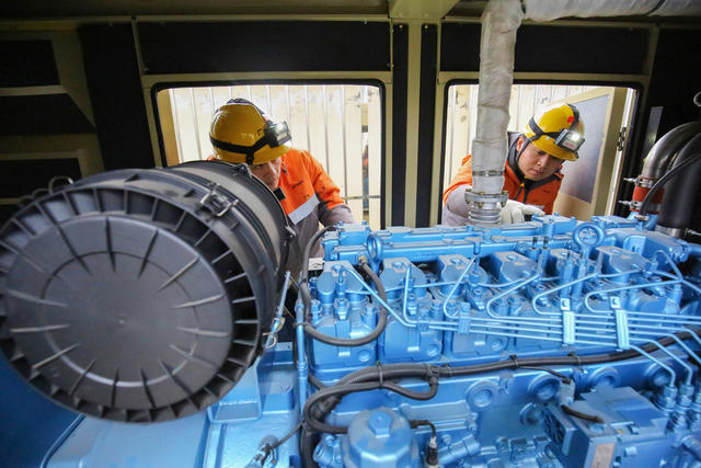 高铁电力巡检 远动间 灯塔 架空线路 发电机
