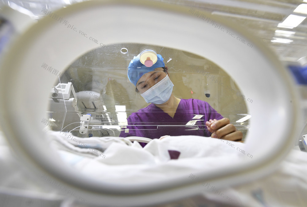 劳动者 坚守 岗位 除夕 敬业 奉献 年味 张家界