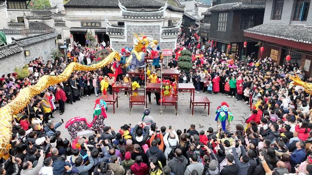 凤凰古城、民俗、苗鼓