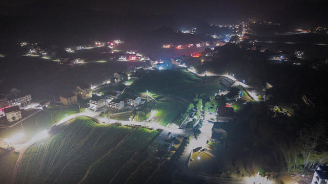 灯火  年味  乡村  新貌