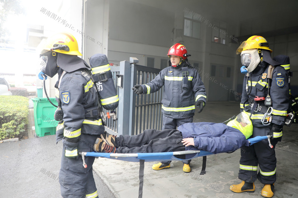 消防演练 拧紧 安全生产 第一颗螺丝钉