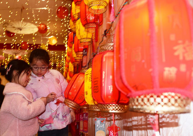 嘉禾：猜灯谜 闹元宵