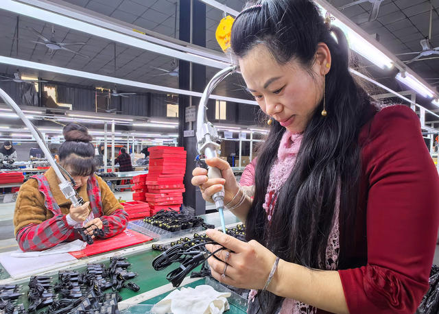 嘉禾：家门口就业