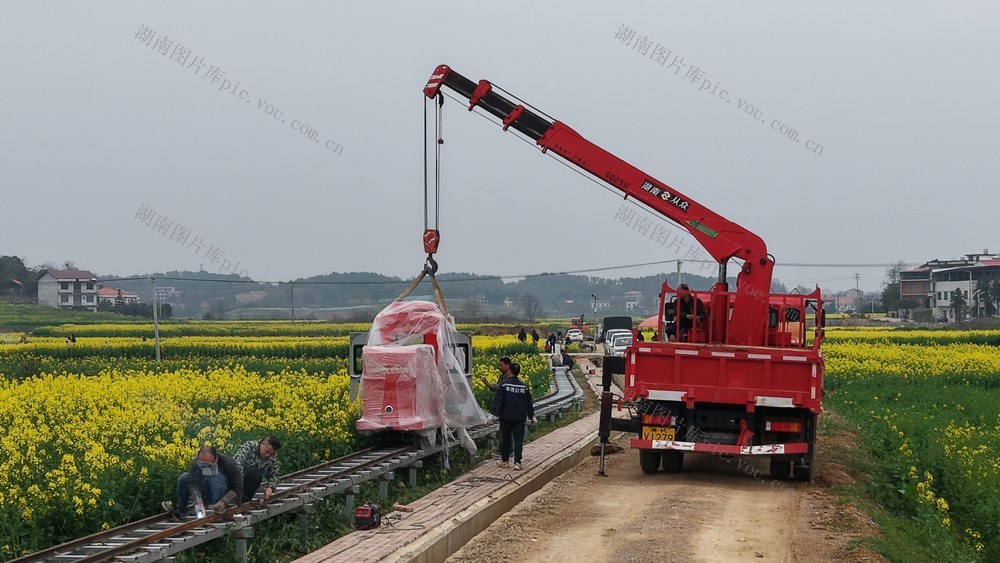 锁石花之缘  观景小火车