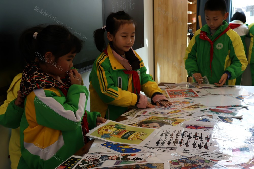 土家族 小学 苗族 绘画 合唱 萨克斯 美育 社团 全面 发展