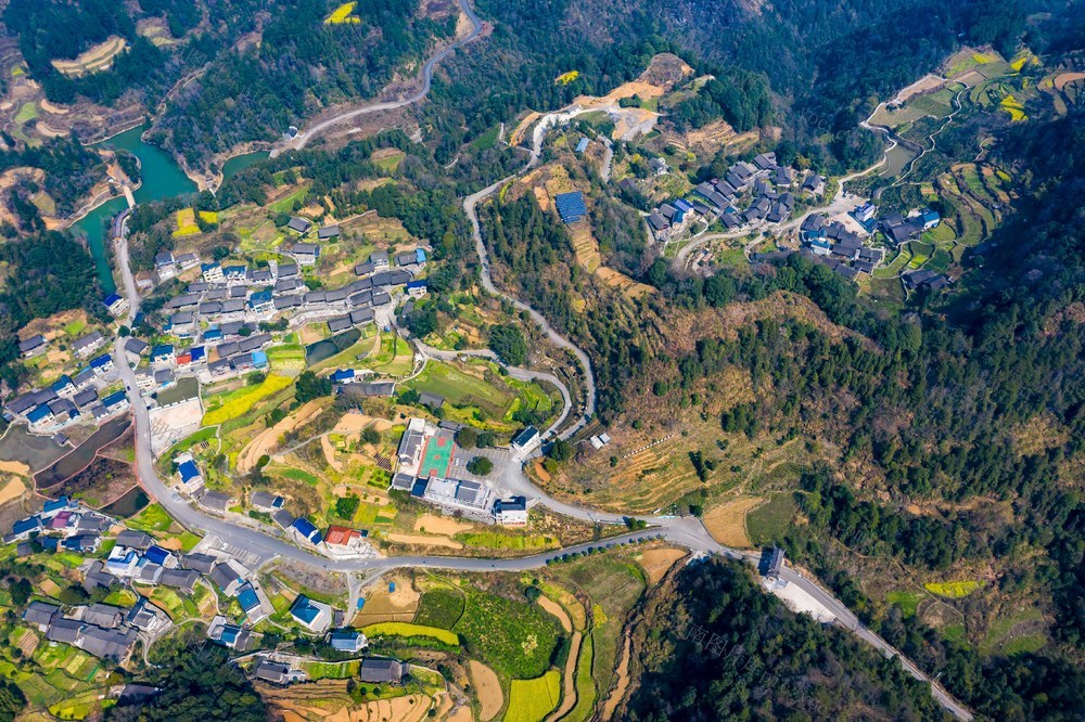 苗寨   春天  湘西  吉首  油菜花 