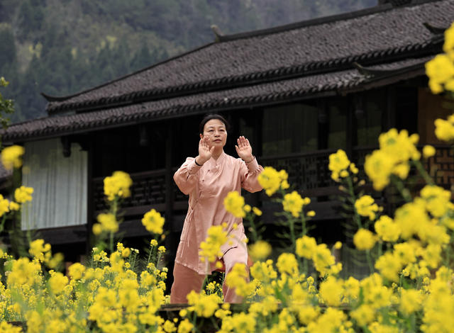 张家界 春 黄龙洞 旅游