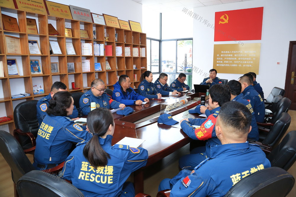 学习《习近平关于树立和践行正确政绩观论述摘编》