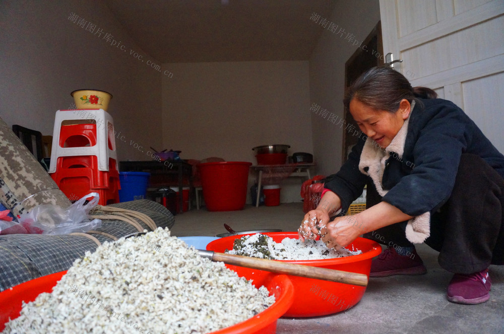 土家社饭 
民族文化