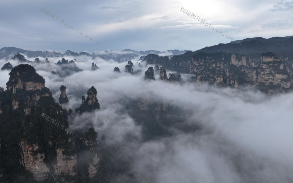 张家界 云海 峰林 雨后
