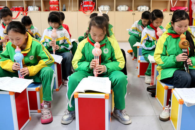 土家族 小学 苗族 砂子坳 葫芦丝 社团 艺术 特长 全面 发展 双减 个性化