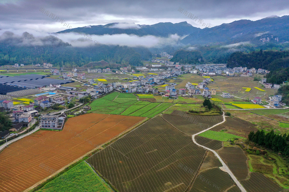 湖南，龙山，乡村，云雾，风景